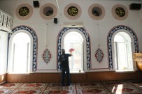 Aydin Büyüksehir Belediyesi Cami Temizliklerini Sürdürüyor
