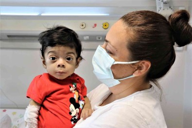 Minik Bulut, 5 Ay Sonra Bulunan Donör Ile Hayata Yeniden Tutundu