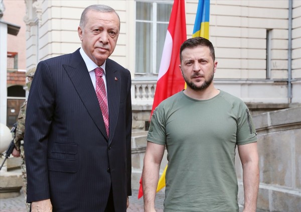 Başkan Erdoğan Zelensky ile buluştu!