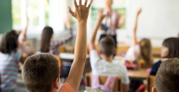 Milli Eğitim Bakanı Mahmut Özer duyurdu! Bir ilk olacak: Okullara gönderilmeye başlandı