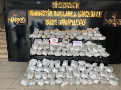 Diyarbakir'da 115 Kilogram Uyusturucu Madde Ele Geçirildi