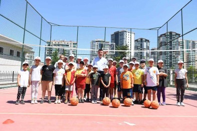 Altindag'da 25 Bin Çocuk Yaz Okulunda Bulustu