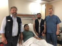 Böbreginden 2.5 Kilo Tümör Çikarilan Afganistanli Türkiye'de Sagligina Kavustu