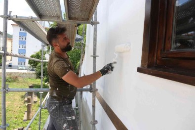 Kastamonu'da Tarihi Konaklarin Restore Ediliyor