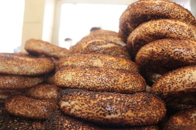 Balikesir'de Simit 5 Lira Oldu