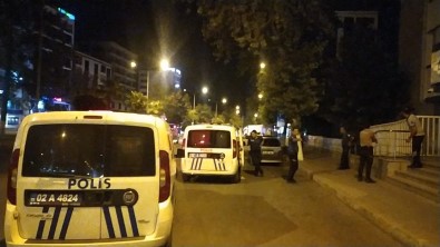 Iki Gurup Arasinda Kavga