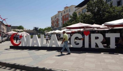 Mus'ta 1071 Malazgirt Zaferi'nin 951. Yili Heyecani