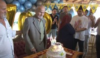 100 yıl boyunca hiç kutlamadığı doğum gününü torunlarının sürprizi ile kutladı Haberi