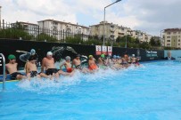 2 Bin 500 Ögrenciye Yüzme Ögretiliyor