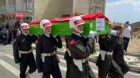 Afyonkarahisar'da Vefat Eden Kibris Gazisi Için Askeri Tören Haberi