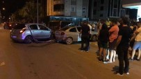 Alkollü Sürücü Park Halindeki Araçlara Çarpti Açiklamasi 1 Yarali