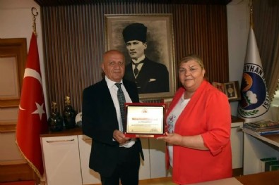 CHP’li belediyeden Türkiye’de görülmemiş atama! Bir adam 22 koltuk