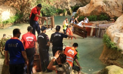 Mersin'de suya düşen çocuğun cesedi, kayaya sıkışmış olarak bulundu!