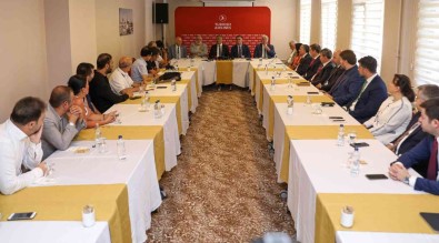 Van'da Uçak Seferleri Arttiriliyor