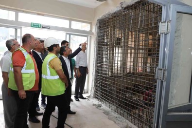 25 Okulda Tadilat Devam Ediyor