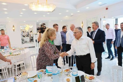 Baskan Büyükkiliç, Melikgazi Muhtarlari Ile Bulustu