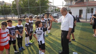 Baskan Uzundemir'e Spora Katki Tesekkürü