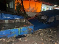 Bilecik'te Araçlar Çamura Gömüldü, Köprülü Kavsak Trafige Kapandi