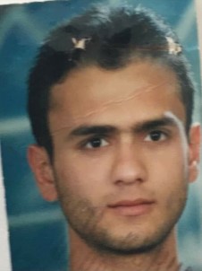 Izmir'de Cadde Üzerinde Bir Kisiyi Öldüren Zanli Tutuklandi