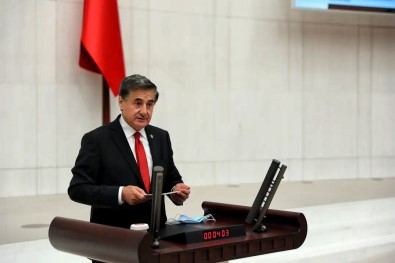 Milletvekili Günes Malazgirt Zaferinin 951. Yildönümünü Kutladi