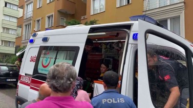 Atasehir'de Kuslarini Kurtarmak Isteyen Vatandas 20 Metre Yükseklikten Yere Düstü