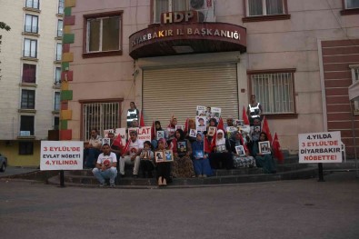 HDP Diyarbakir Il Baskanligi Önündeki Evlat Nöbeti 4'Üncü Yilina Girecek Açiklamasi Aileler, Destek Çagrisinda Bulundu