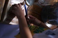 Minik Elleriyle Dilek Tursusu Kurdular