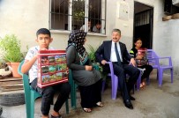 Vali Yilmaz, Konuk Oldugu Ailelerin Sorun Ve Taleplerini Dinliyor