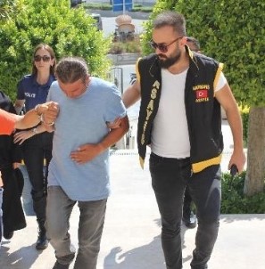 5 Kisinin Öldügü Safari Kazasinda Cip Soförü Tutuklandi