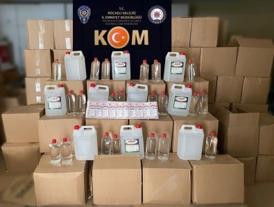 Kocaeli'de 4 Ton 225 Litre Etil Alkol Ele Geçirildi