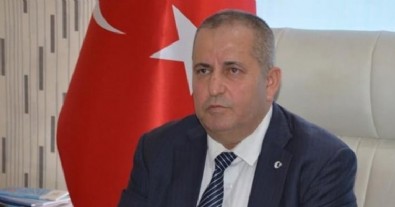 CHP İl Başkanı'ndan 35 yaş küçük eşine dayak! Darp edilen eş tarafından odaya kilitlendi