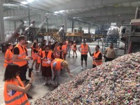 Geri Dönüsüme Çözüm Için 5 Ülkenin Gençleri Kirikkale'de Bulustu