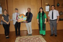 Tavsanli MYO'da Özel Teknikle Ahsap Tablolar Yapildi