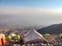 Inegöl Belediyesporlu Dagcilar Agri Zirvesine Tirmandi