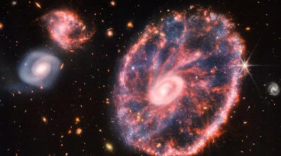 James Webb Teleskobu görüntüledi! Dünya'dan 500 milyon ışık yılı uzaklıkta!