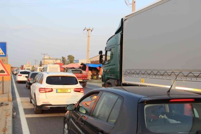 Kilometrelerce Araç Kuyrugu Olustu