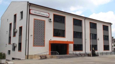 Bursa'da 90 Okuldaki Güçlendirme Bitti... 650 Bin Ögrenci Ders Basi Yapacak