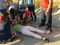 Gevas'ta Trafik Kazasi Açiklamasi 3 Yarali