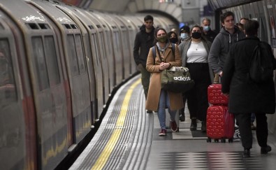 Ingiltere'de Demiryolu Isçileri Yeniden Greve Gidiyor