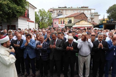 Törende Fenalasan Kaçmaz Son Yolculuguna Ugurlandi