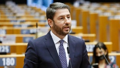 Yunanistan'da telefonu dinlenen muhalefet lideri açıkladı! 'Siyasi komplo kurbanıyım'