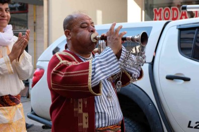 25. Gümüshane Uluslararasi Kusburnu-Pestil-Kültür Ve Turizm Festivali Basladi