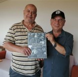 Burhaniye'de 56 Yil Sonra Arkadasi Ile Bulustu