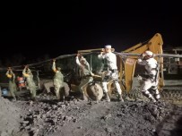 Maden Kazasi Açiklamasi 5 Isçi Kurtarildi, 10 Isçi Mahsur Kaldi