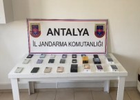 Alanya'da Jandarmadan Kaçak Telefon Operasyonu