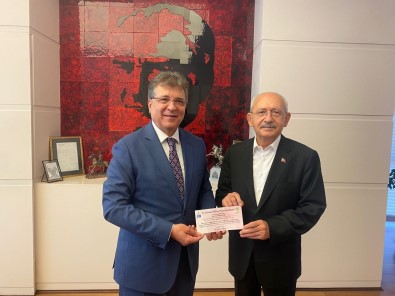 Baskan Arslan'dan Liderlere Kitap Fuari Daveti