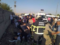 Batman'da Tekstil Isçilerini Tasiyan Minibüs Devrildi Açiklamasi 16 Yarali