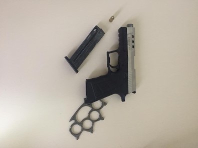 Uygulamalarda Yakalanan 35 Sahistan 12'Si Tutuklandi