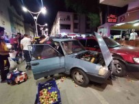 3 Aracin Karistigi Kazada Otomobilde Sikisan Sürücüyü Ekipler Kurtardi