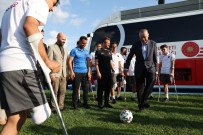 Cumhurbaskani Recep Tayyip Erdogan, Ampute Futbol Takimi'ni Ziyaret Etti